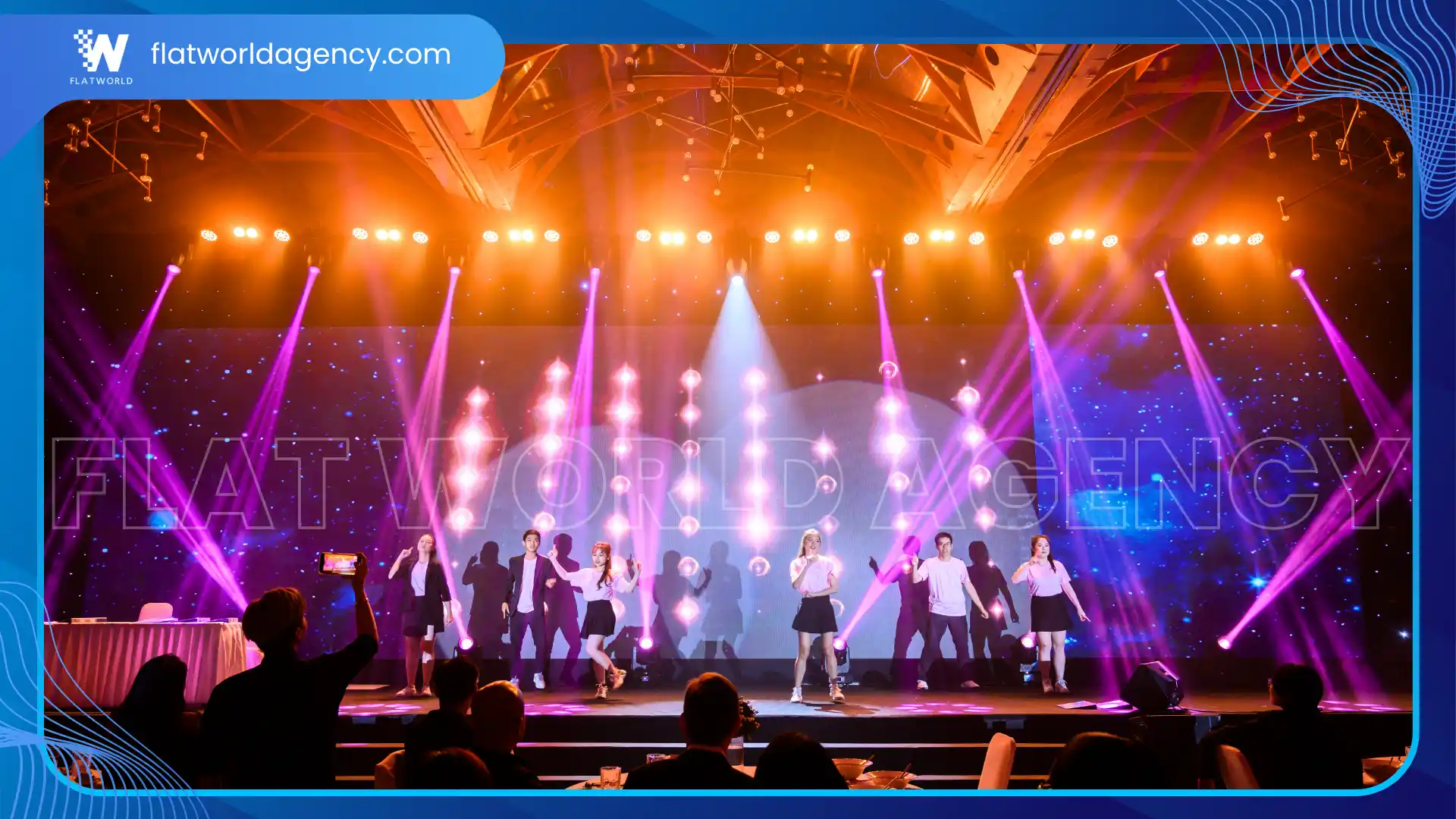 Doanh nghiệp sử dụng Dịch vụ tổ chức tiệc tất niên trọn gói do Flat World Agency tổ chức Doanh nghiệp sử dụng Dịch vụ tổ chức tiệc tất niên trọn gói do Flat World Agency tổ chức
