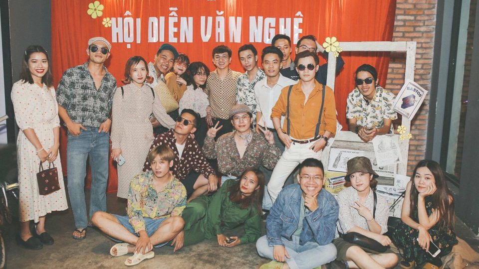 ý tưởng tổ chức tiệc tất niên,kịch bản tiệc tất niên,chủ đề tiệc tất niên,trò chơi trong tiệc cuối năm